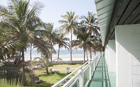 Bungalow Beach Hotel